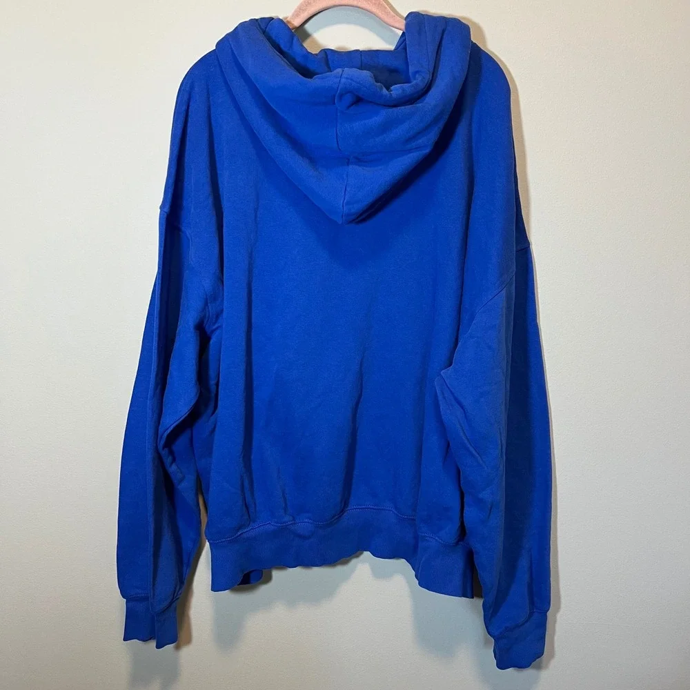The North Face Men's XXL Blue Circular Design Hoodie Pullover